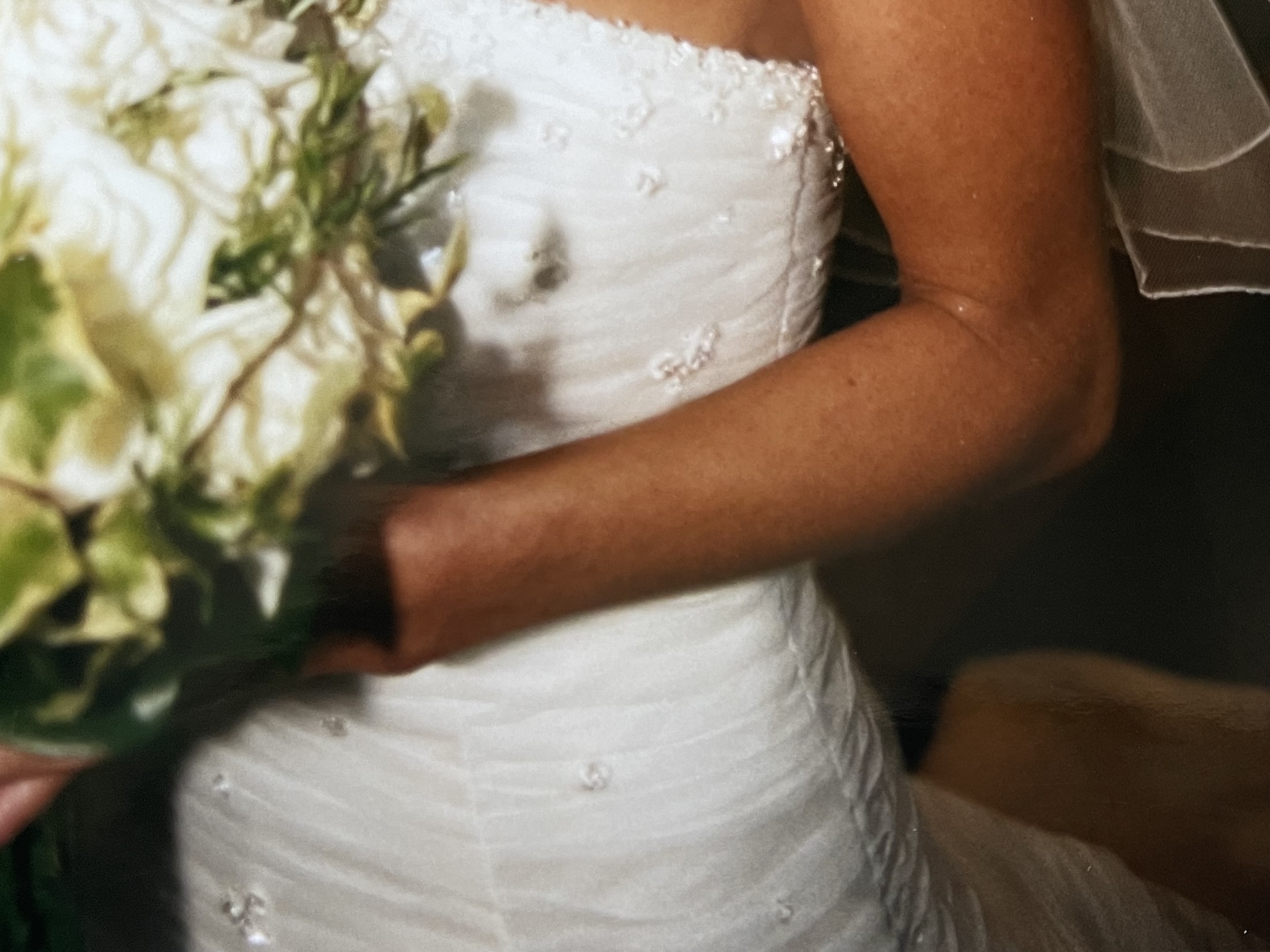 Second hand wedding dress White Dress UK